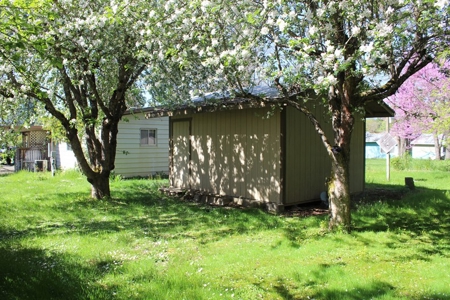 Grants Pass Oregon Country Home Not Far From Town - image 32
