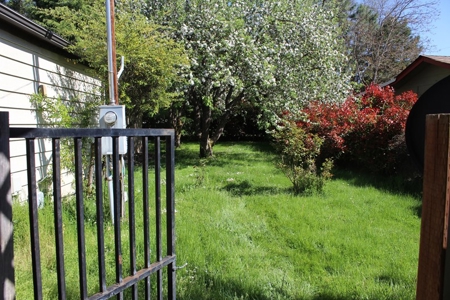 Grants Pass Oregon Country Home Not Far From Town - image 6