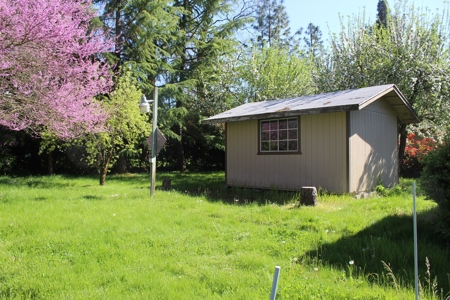 Grants Pass Oregon Country Home Not Far From Town - image 24