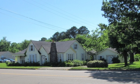 Maxwell Estate Auction - Real Estate & Personal Property - image 2