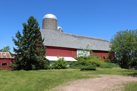 Hobby Farm  Bordering Neillsville Industrial Park - image 9