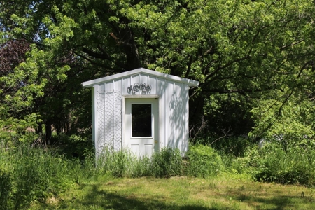 Hobby Farm  Bordering Neillsville Industrial Park - image 15