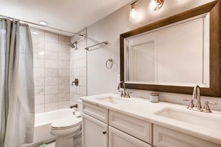 Absolute Auction Beautiful Remodeled Home Denver Colorado - image 16