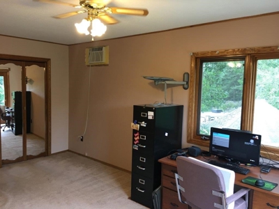 Big Falls Area  River Front Home - image 22