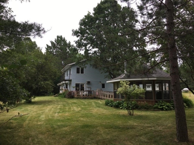 Big Falls Area  River Front Home - image 12
