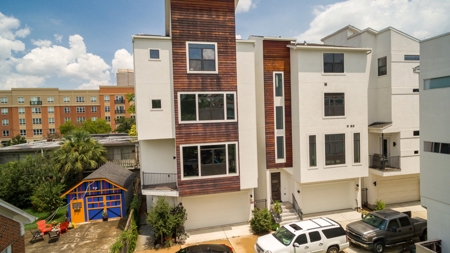 Auction - 2 Stunning Contemporary Homes - image 10