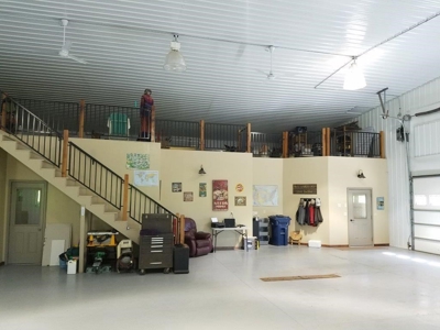 Premier Riverfront Luxury Home & Rv Garage - image 40