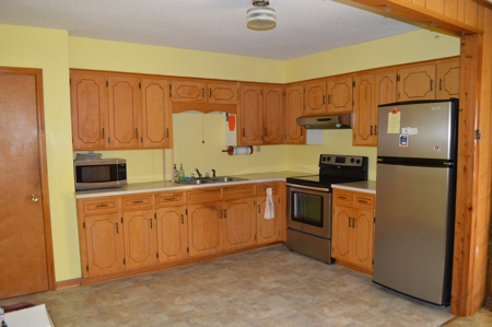 Ranch Home - Absolute Real Estate Auction - October 15, 2017 - image 12