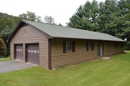Ranch Home - Absolute Real Estate Auction - October 15, 2017 - image 5