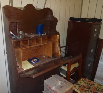 Swetnam Home Auction - image 14