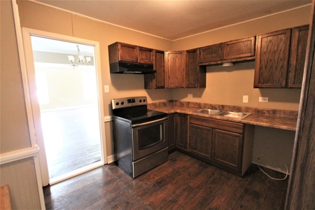 Updated Auction Home in Paris TX - image 19