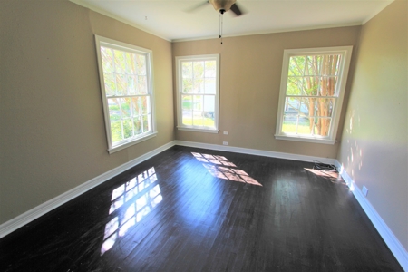 Updated Auction Home in Paris TX - image 7