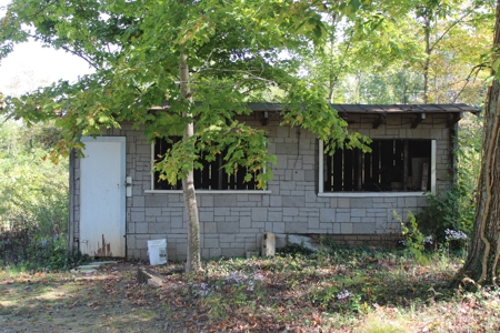 Country House & Land, Starter or Investment For Sale Auction - image 17