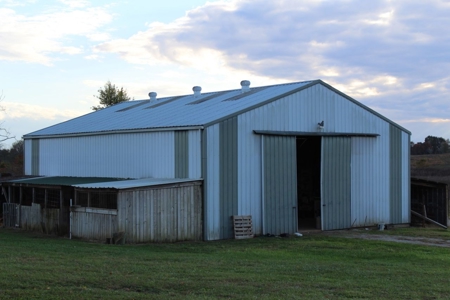 Country home for sale near Smiths Grove Kentucky - image 2