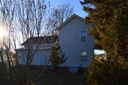 New Haven WI Country Home Live Auction 1/27/18 1PM - image 4