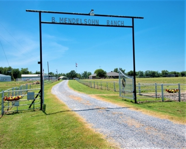 Cattle Ranch on Large Acreage for Sale in Northeast Texas - image 24