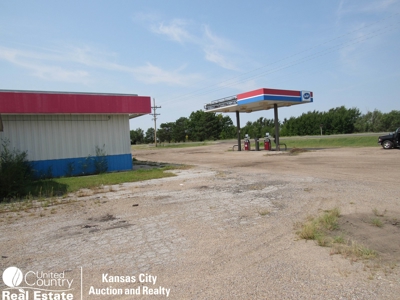 Online Auction Station/Convenience Store, Turon Kansas - image 15