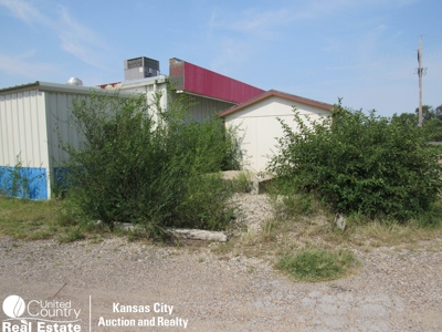 Online Auction Station/Convenience Store, Turon Kansas - image 13