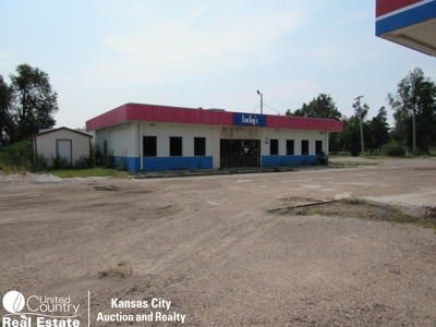 Online Auction Station/Convenience Store, Turon Kansas - image 2