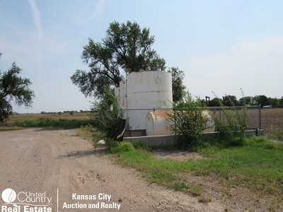 Online Auction Station/Convenience Store, Turon Kansas - image 10
