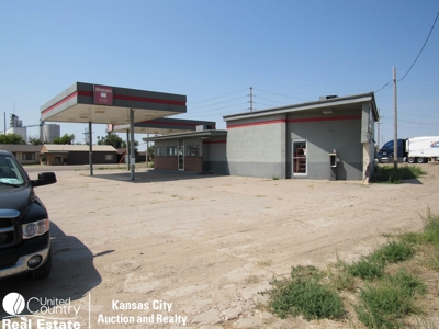 Online Auction Station/Convenience Store, Minneola Kansas - image 1