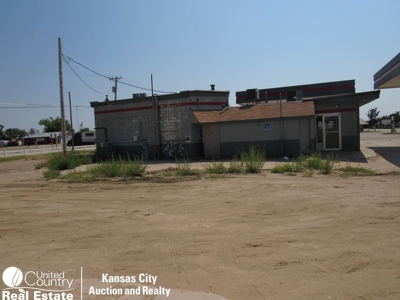 Online Auction Station/Convenience Store, Minneola Kansas - image 10
