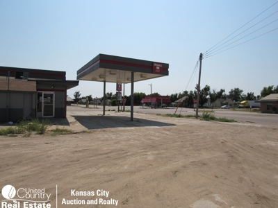 Online Auction Station/Convenience Store, Minneola Kansas - image 11