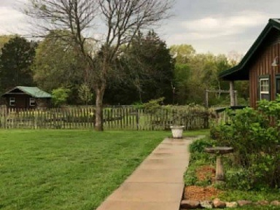 Bed and Breakfast For Sale in Southern Missouri Ozarks - image 26