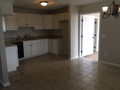 Spacious Home for Sale in Ozark, Al - image 2