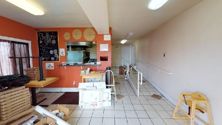 Mixed-Use Commercial Building Auction - image 17