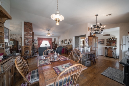 Scottsdale Az Mccormick Ranch Home For Sale At Auction - image 35