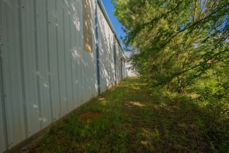 Absolute Auction on Commercial Building in Palestine TX - image 24