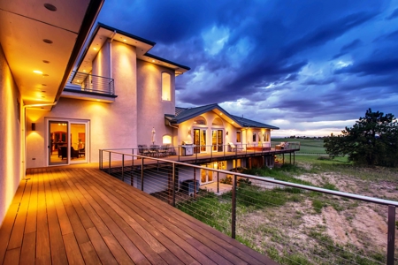 Castle Rock Exclusive Estate - image 9