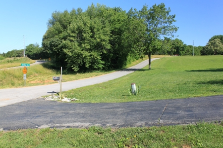 Country Home w/ Basement & Land in KY plus Personal Property - image 11