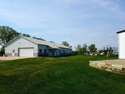 Underwood Mn Otter Tail Co Mn Shouse With Acreage For Sale - image 5