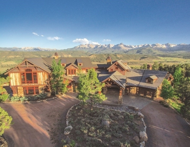 Auction – Luxury Mountain Retreat - image 1