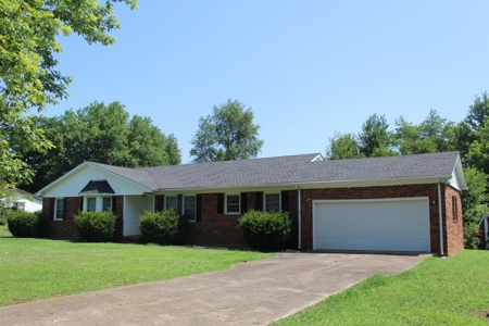 4 Bedroom 3 Bath Brick Ranch at Auction in Bowling Green Ky. - image 13