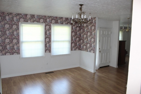 4 Bedroom 3 Bath Brick Ranch at Auction in Bowling Green Ky. - image 16