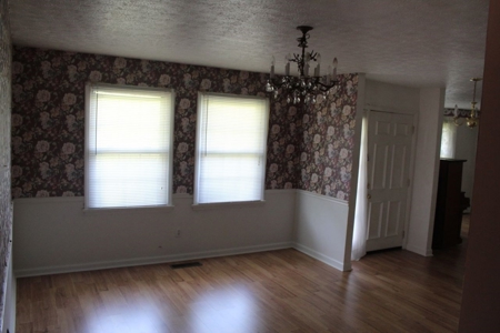 4 Bedroom 3 Bath Brick Ranch at Auction in Bowling Green Ky. - image 15