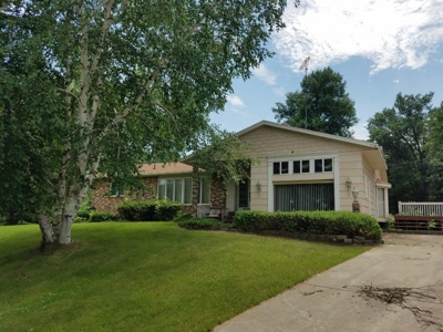 Otter Tail County Inspiration Peak Area  Mn Home Auction - image 3