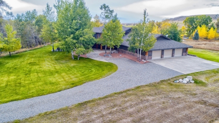 Montana Riverfront Property Home Lodge For Sale Luxury Land - image 25