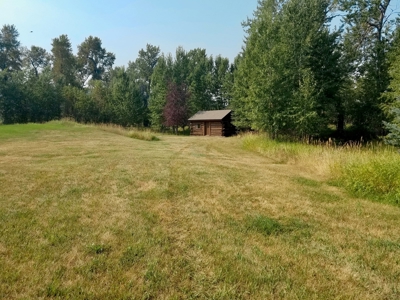 Montana Riverfront Property Home Lodge For Sale Luxury Land - image 1