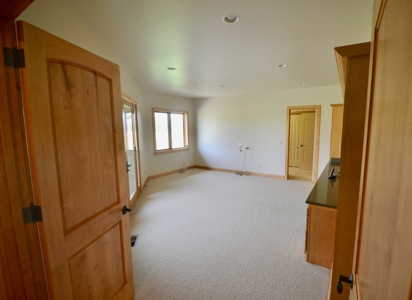 Montana Riverfront Property Home Lodge For Sale Luxury Land - image 31