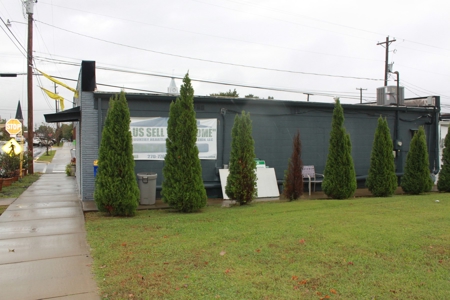 Downtown Commercial Building & Lot For Sale at Auction - image 2