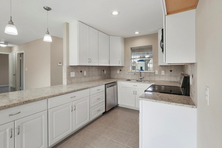 Home for Sale in Dallas TX Online Auction Live Auction - image 9