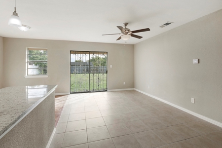 Home for Sale in Dallas TX Online Auction Live Auction - image 4