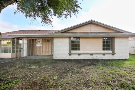 Home for Sale in Dallas TX Online Auction Live Auction - image 2