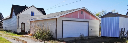 Home and Vacant Lots in Stanford, Montana - image 2