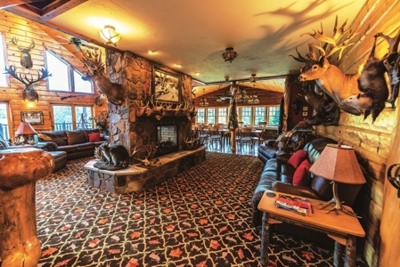 Online Only Auction: Trophy Whitetail Hunting Lodge - image 14