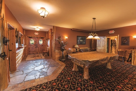 Online Only Auction: Trophy Whitetail Hunting Lodge - image 12